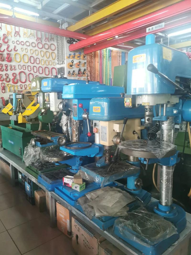 東莞英發(fā)五金 專業(yè)批發(fā)零售各類起重工具與五金產(chǎn)品